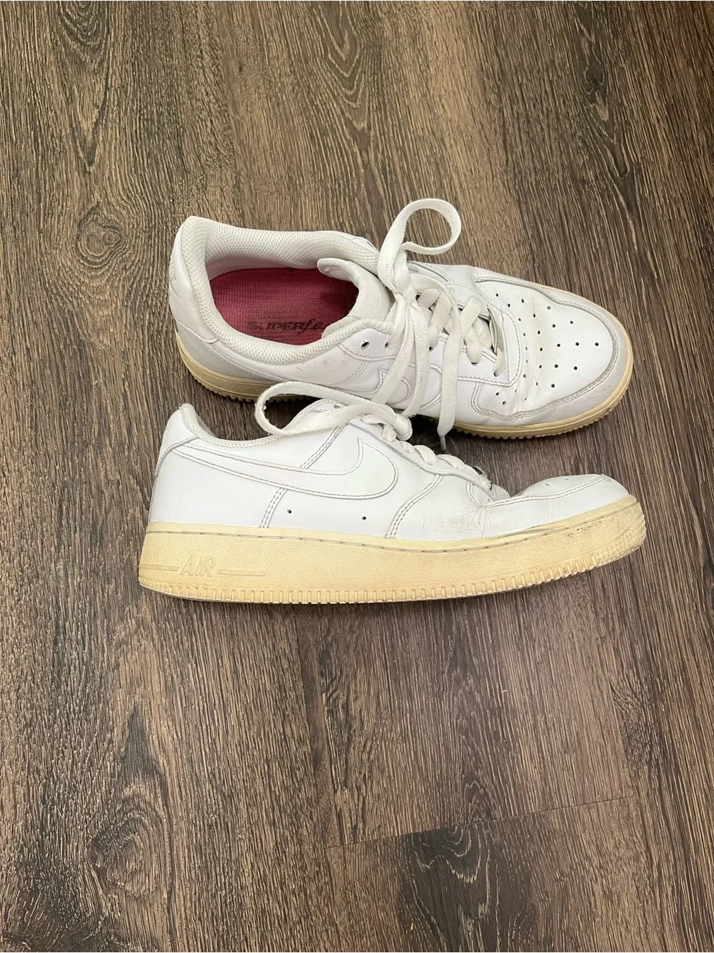 Nike Air Force 1 White Leather Sneakers Women’s Size 8 | Superfeet Insoles